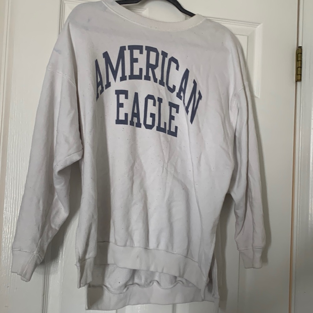 American eagle crewneck. Size small. Oversized with small side slits
